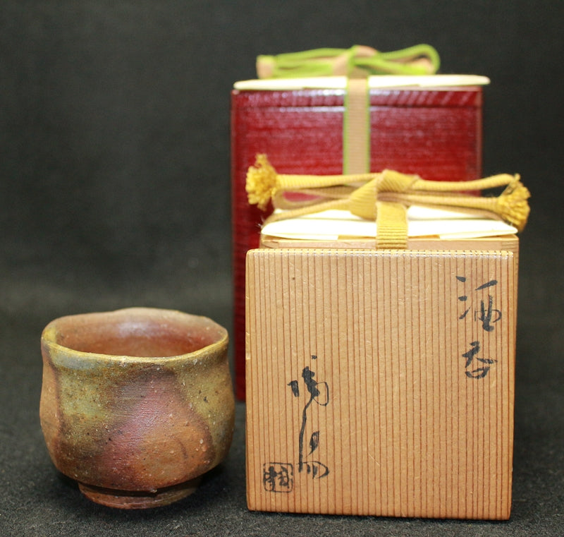 23583 人間国宝 金重陶陽 (酒呑) KANESHIGE Toyo