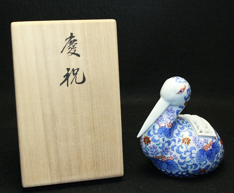 23745 The legendary Kyokushin ware, purveyor to the Imperial Household Agency, the 14th generation Tsuji Hitachi (celebratory incense burner, Kounotori)