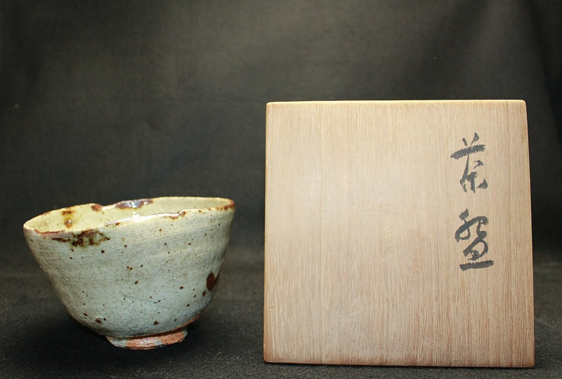 24422 川喜田半泥子 (茶「東雲」) KAWAKITA Handeishi