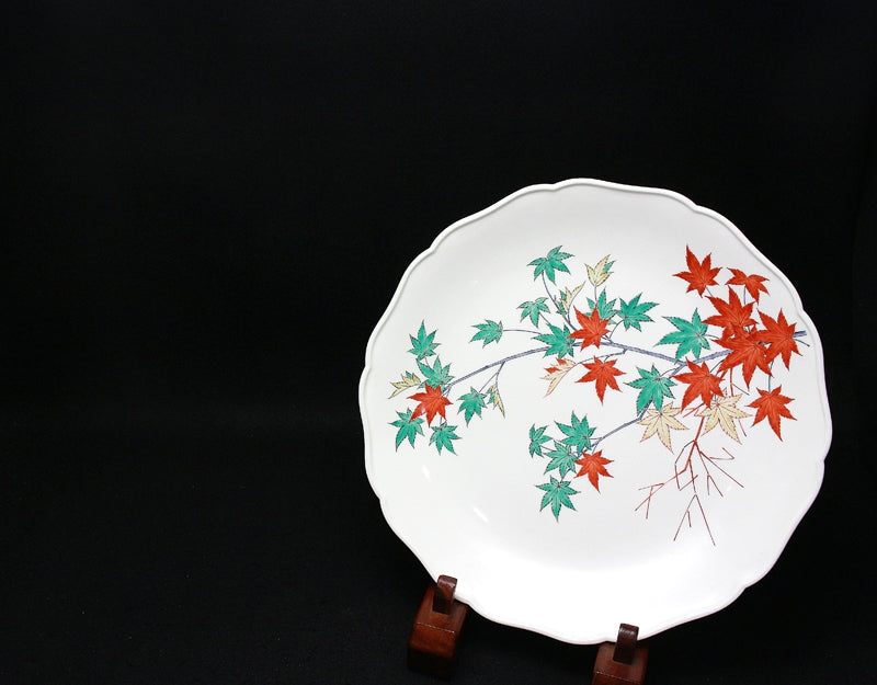 25241 人間国宝 14代酒井田柿右衛門 (濁手紅葉文額皿)