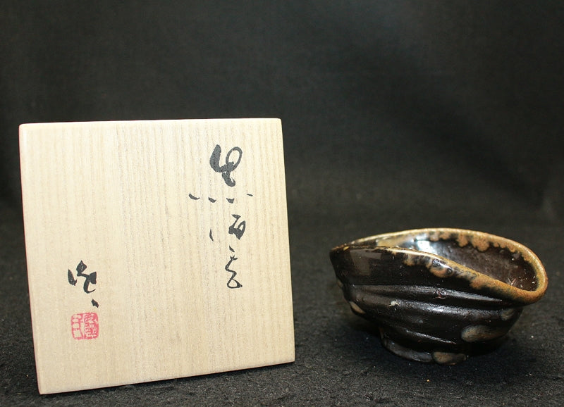 25312 KAKUREZAKI Ryuichi (黑酒杯)