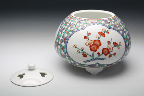 20817 第十四代坂井田柿右卫门