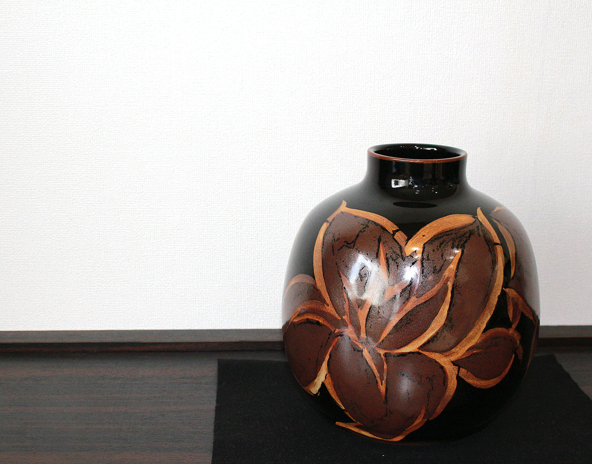 25703 Aoki Ryuzan (Henan Tenmoku Sou Vase)