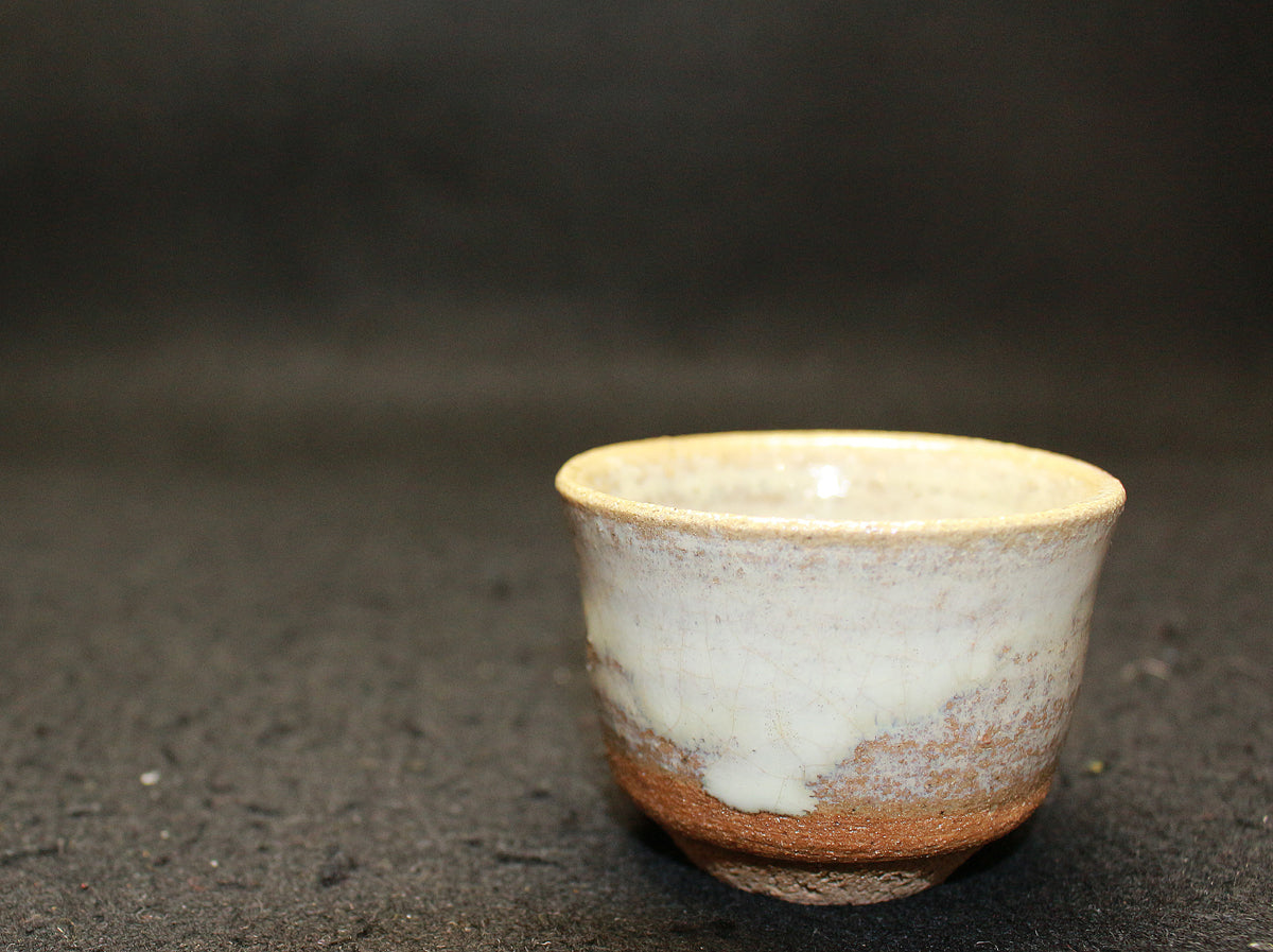 25800 14代中里太郎右衛門 斑唐津ぐい呑