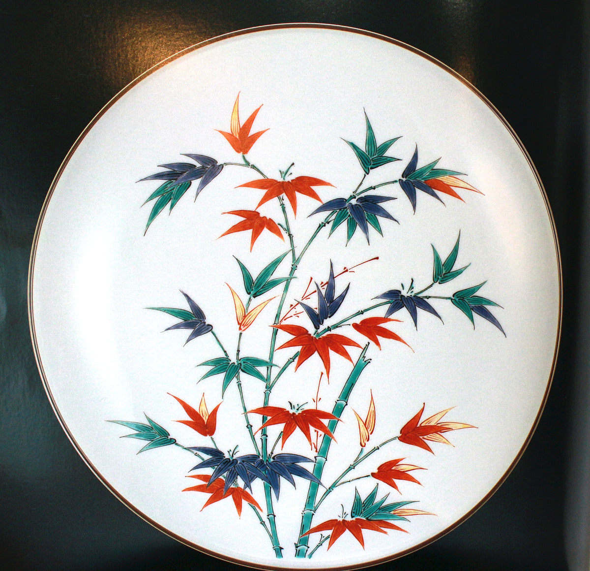 25872 人間国宝 14代酒井田柿右衛門 濁手竹文皿