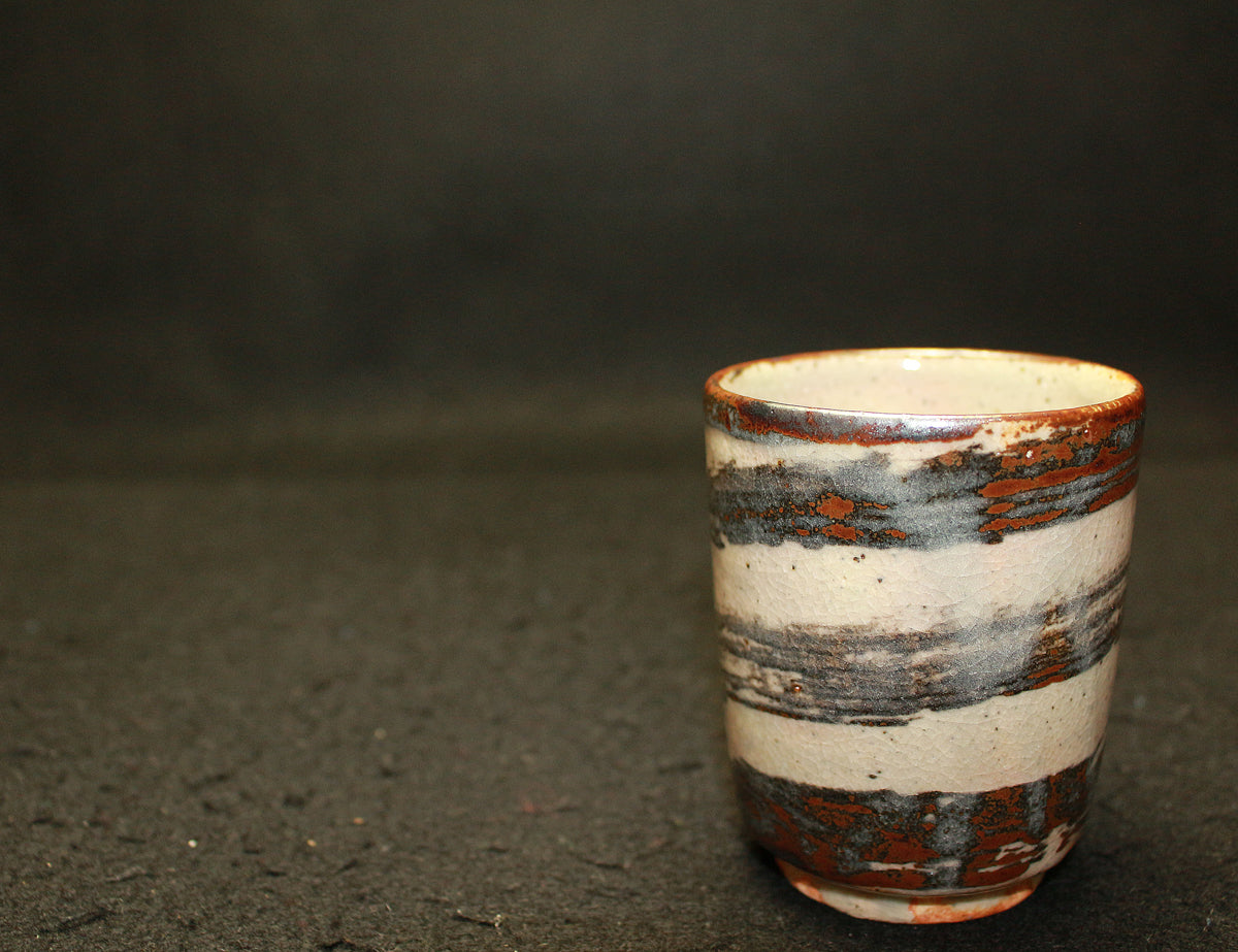 26045 北大路魯山人 絵瀬戸渦文湯呑(黒田識) KITAOJI Rosanjin