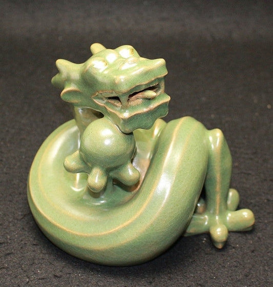 25388 Order of Culture Yaichi Kusube (Blue Dragon Figurine) 