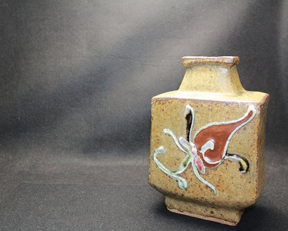 25025 Kanjiro Kawai (Flower Vase) 