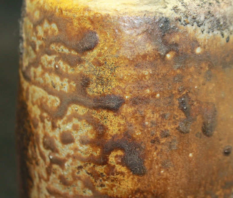 24613 HARADA Shuroku (Bizen Sake bottle) 