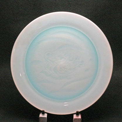 25022 Living National Treasure TSUKAMOTO Kaiji (Large blue and white porcelain plate with waterfowl design) 