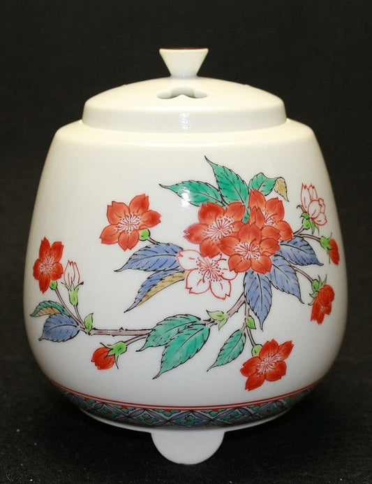 24599　 14代酒井田柿右衛門　(濁手桜文香炉)　SAKAIDA Kakiemon