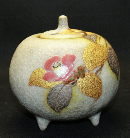 25033 Suzuki Soji (Color painting of camellia and mountain white-faced bunting incense burner) 