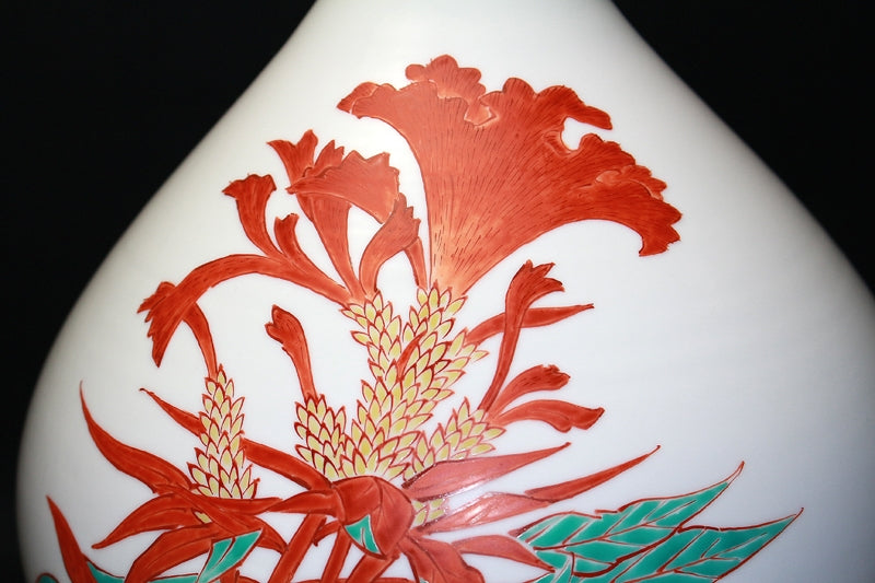 22700 13th generation Sakaida Kakiemon (Muddy hand cockscomb pattern vase) 