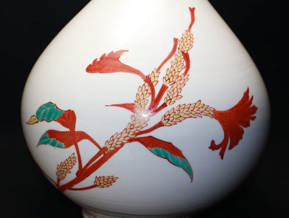 22700 13th generation Sakaida Kakiemon (Muddy hand cockscomb pattern vase) 