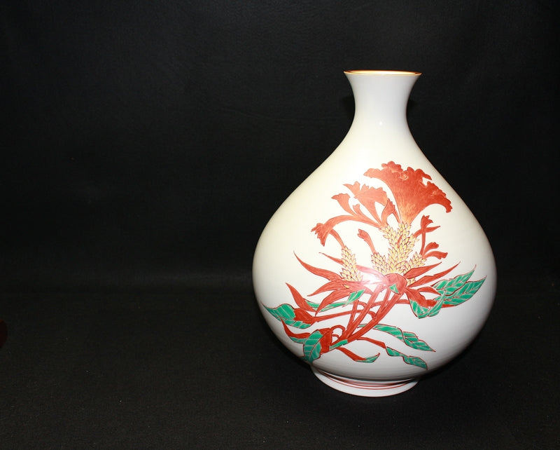 22700 13th generation Sakaida Kakiemon (Muddy hand cockscomb pattern vase) 