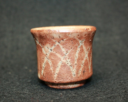 25424 Kitaoji Rosanjin (Shino sake cup (Kuroda Touanshi)) 