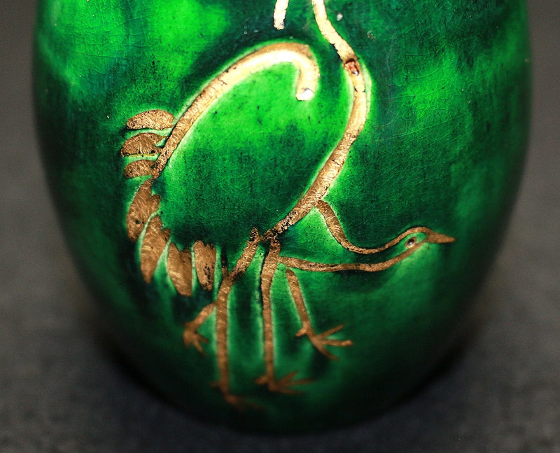 22225 Master Craftsman 11th generation RAKU keinyu (crane painting bottle shape sake next)