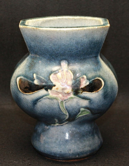 25438 Kanjiro Kawai, Cobalt blue cylindrical painted flower pattern flat vase (Kanjiro Toshi) 