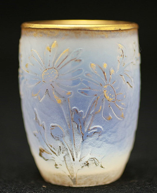 22891 Dome Nancy (Gold-painted flower design cup (daisy, white, early 20th century)) 