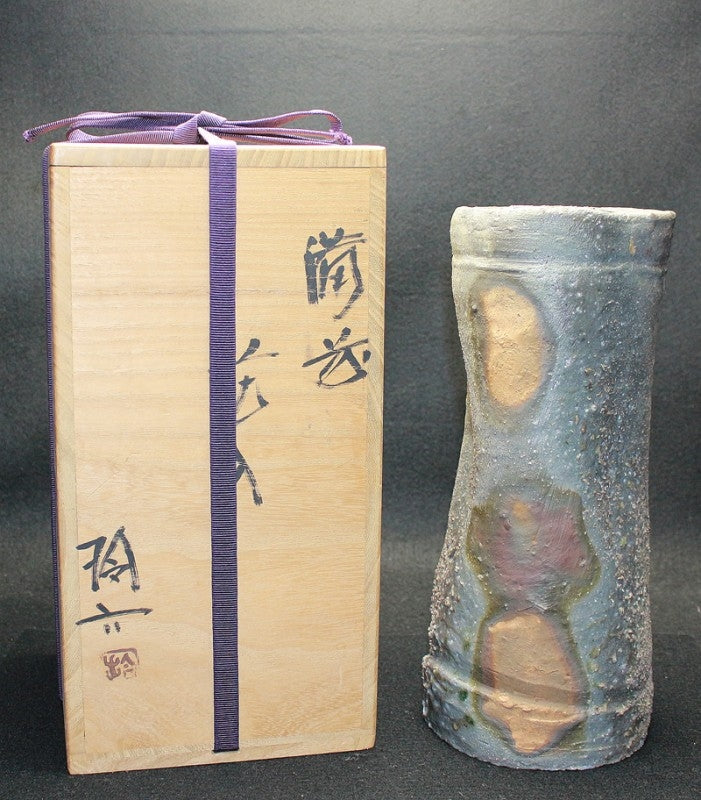 25051 HARADA Shuroku (Bizen Vase) 