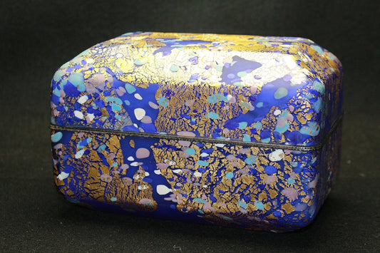 25055 FUJITA Kyohei (Hand-blown decorative box, Flowers on the lake) 