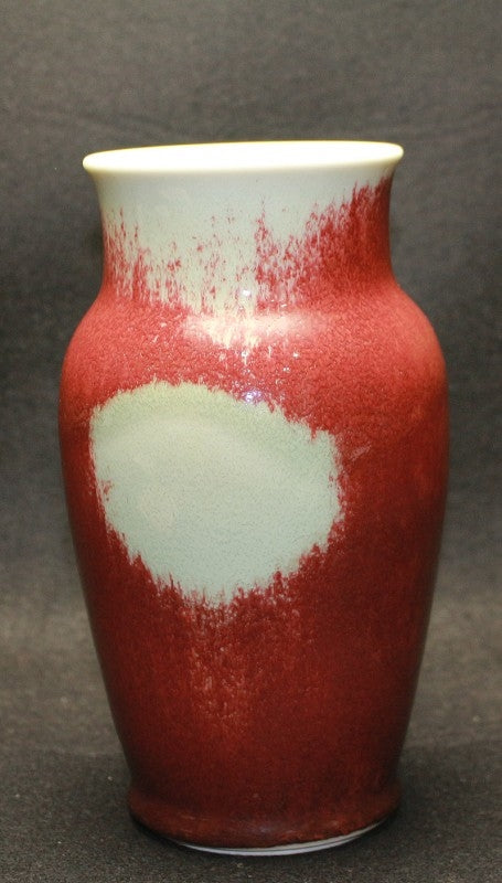 25060 Kanjiro Kawai Cinnabar Vase (Shokei Kiln, Takashi Toshi) 