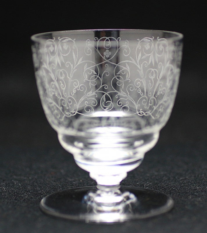 22935 Baccarat ("Luri" wine glass (early 20th century)) 