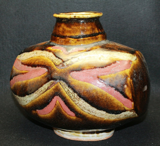 25493 Kanjiro Kawai Cinnabar Flat Vase (1941) 