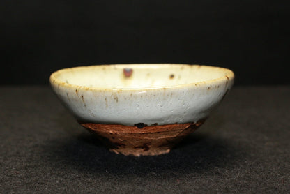 22296 KOYAMA Fujio (Koyamako) (Karatsu Sake Cup [Madarakaratsu, 1966 production])