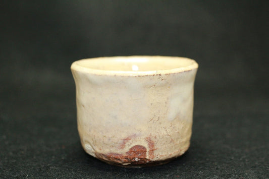 20875 HATANO Zenzo (Hagi sake cup) 