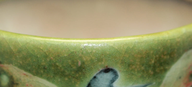 河井寛次郎作柿緑釉麻布目輪花三ツ足皿　製作番一　森の器 河井寛次郎作柿緑釉麻布目輪花三ツ足皿 製作番