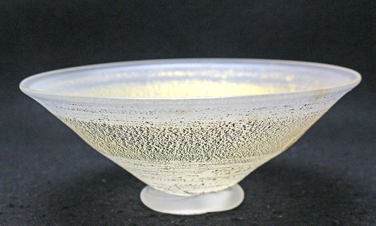 25526 FUJITA Kyohei (Gold-painted tea bowl) 