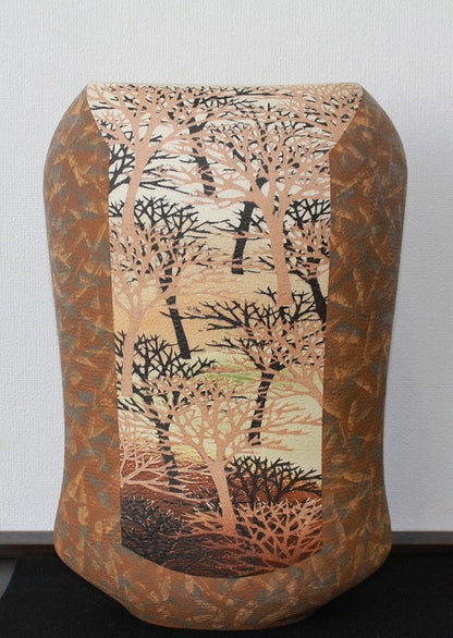 25540 SAEKI Moriyoshi (Inlaid mud vase with forest design "Buds") 