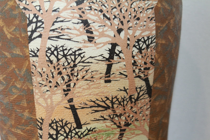 25540 SAEKI Moriyoshi (Inlaid mud vase with forest design "Buds") 