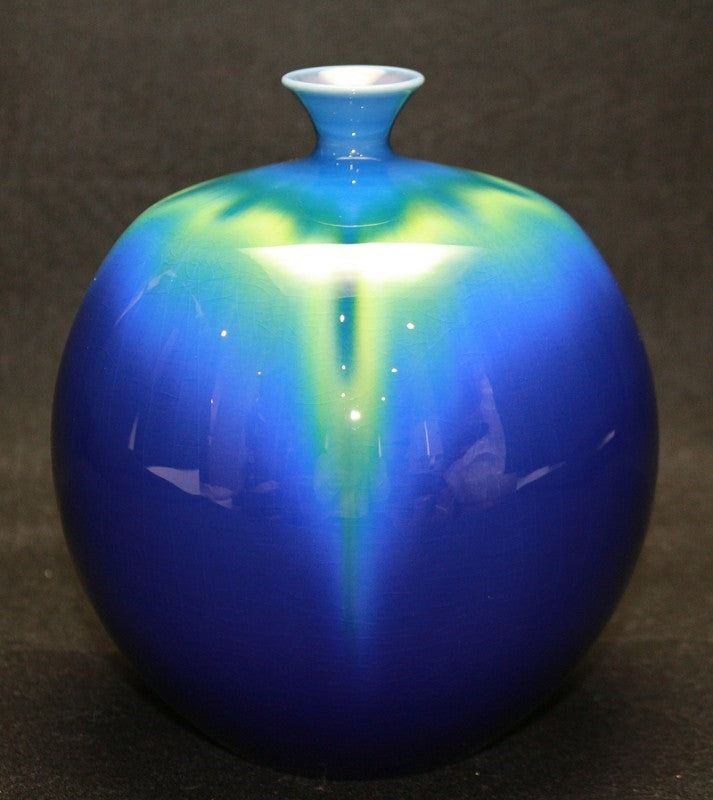 24732 Living National Treasure Tokuda Yasokichi III (Colorful Vase) 