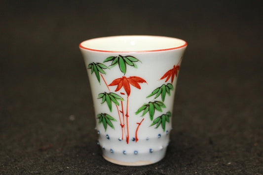 25532 Kawase Chikusyun (red painted bamboo sake cup) 