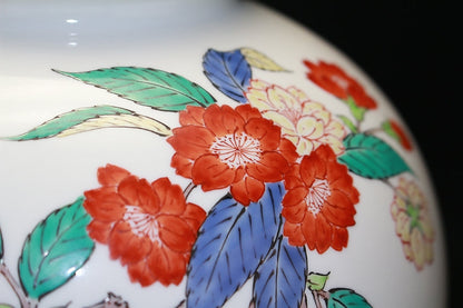 23005 Living National Treasure 14th Generation Sakaida Kakiemon (Muddy Hand Weeping Cherry Blossom Design Vase) 