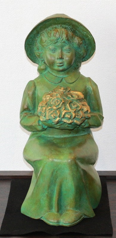 25402 Toshihito Hosono (Bronze sculpture "Girl with a bouquet") 