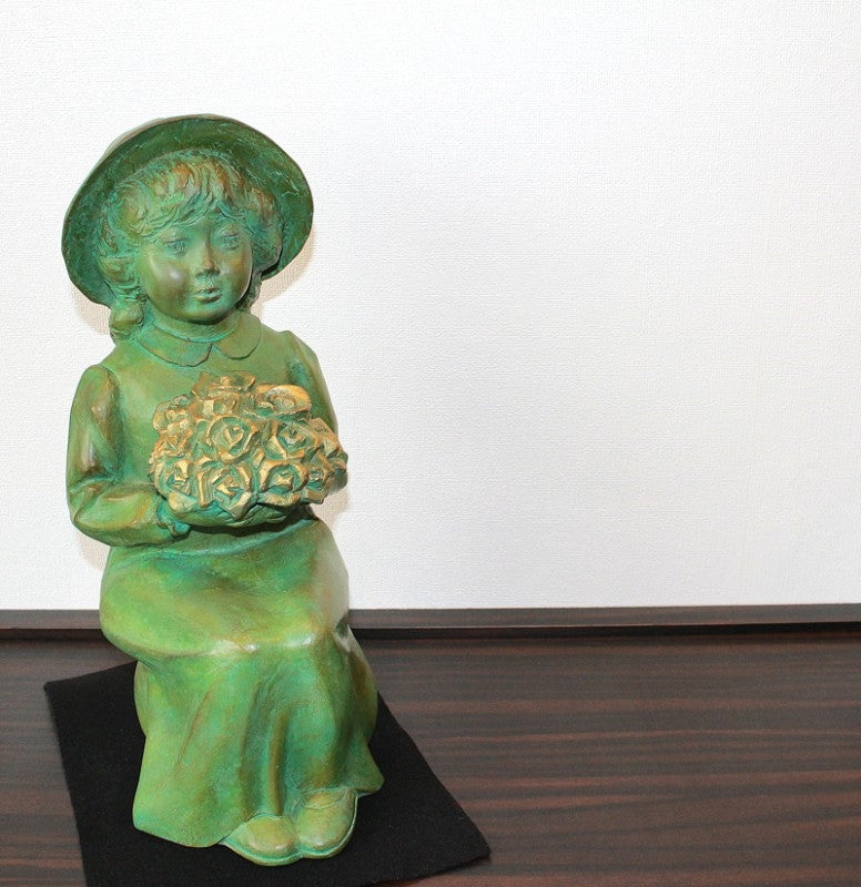 25402 Toshihito Hosono (Bronze sculpture "Girl with a bouquet") 