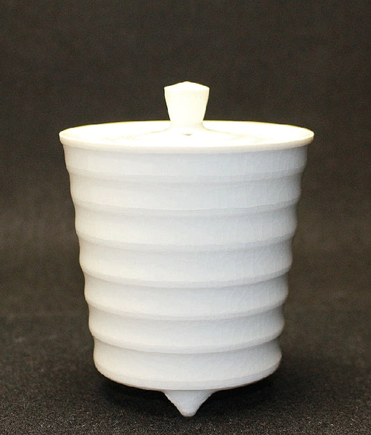 20912 TSUKAMOTO Shiro (white porcelain incense burner) 