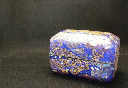 24746 FUJITA Kyohei (Hand-blown decorative box: Dream on the Lake) 