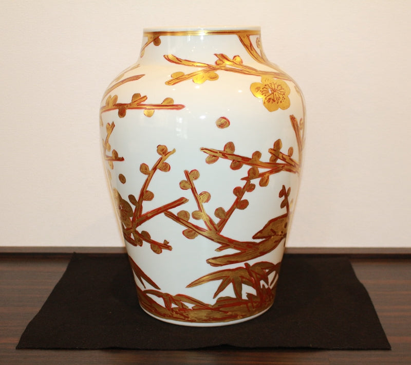 25569 Living National Treasure Kondo Yuzo (Gold-painted plum vase) KONDO Yuzo