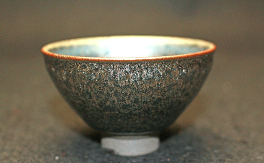 25562 Daisuke Hashimoto (Black Star Tenmoku Sake Cup) 