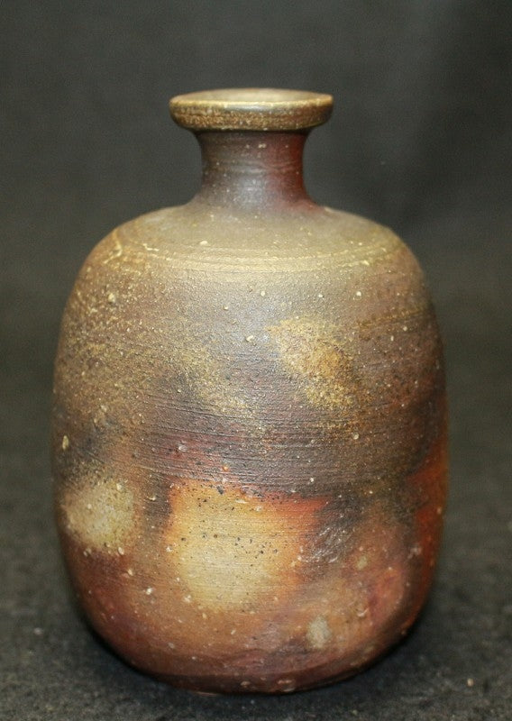 25585 Living National Treasure Jun Isezaki (Bizen Sake Bottle) ISEZAKI Jun