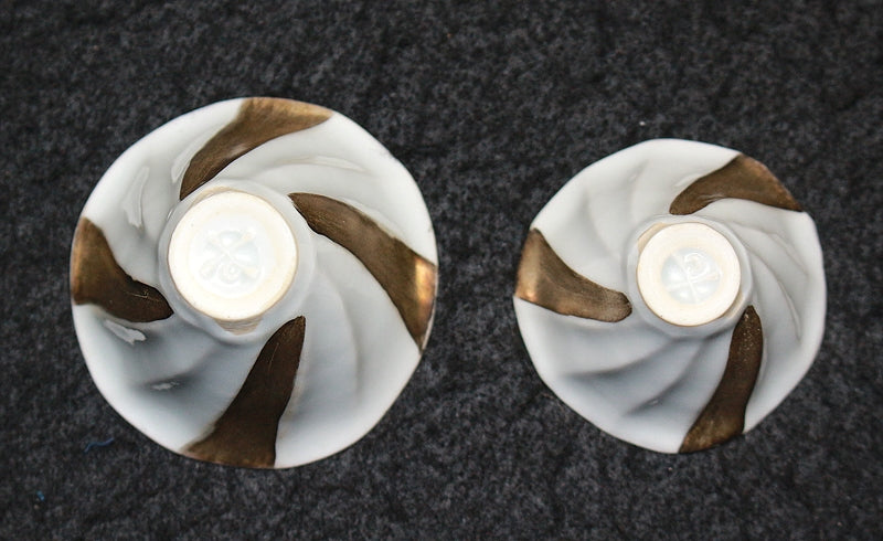 22444 Suzuki Osamu (Pair of silver-painted sake cups (1974))