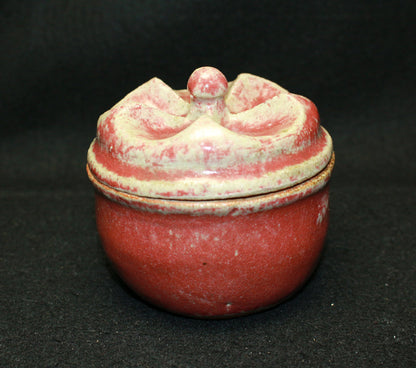 25599 KAWAI Kanjiro (Copper Red Glaze Casket)