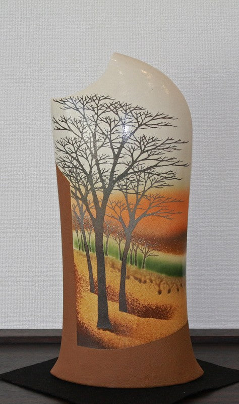 25605 SAEKI Moriyoshi (Inlaid glazed vase with forest design (2003)) 