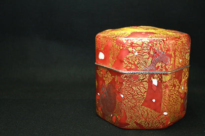 23185 FUJITA Kyohei (Hand-blown decorative box, autumn leaves) 