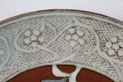 25162 Living National Treasure Tatsuzo Shimaoka (Ground Glaze Inlaid Arabesque Plate) SHIMAOKA Tatsuzo 