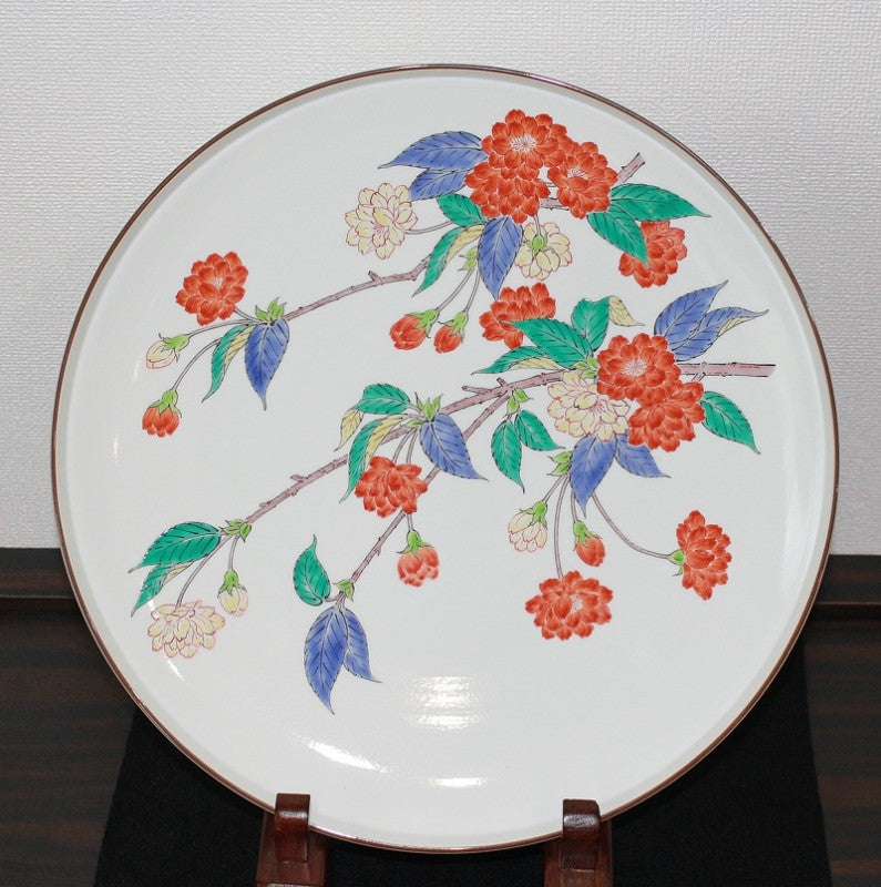 25220 14th generation Sakaida Kakiemon (cloudy cherry blossom pattern plate) 